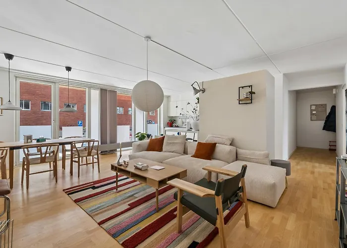 Apartment Spacious 100sqm Nordic Designer With 2 Large Bedrooms In Amager *