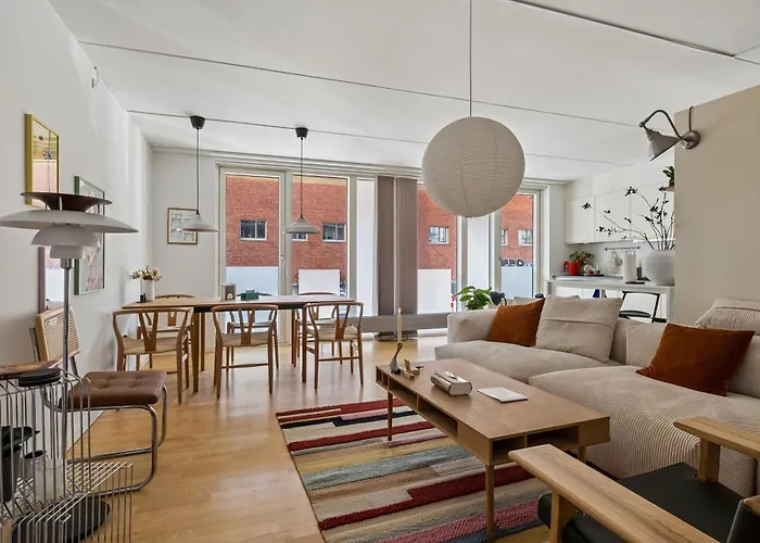 Spacious 100sqm Nordic Designer With 2 Large Bedrooms In Amager Copenhagen