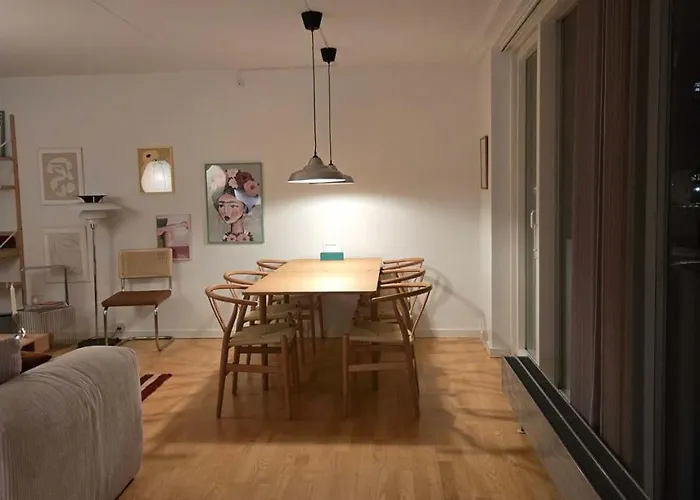 Spacious 100sqm Nordic Designer With 2 Large Bedrooms In Amager *