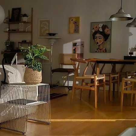 Cozy Nordic Retreat 10 Min To アパート
